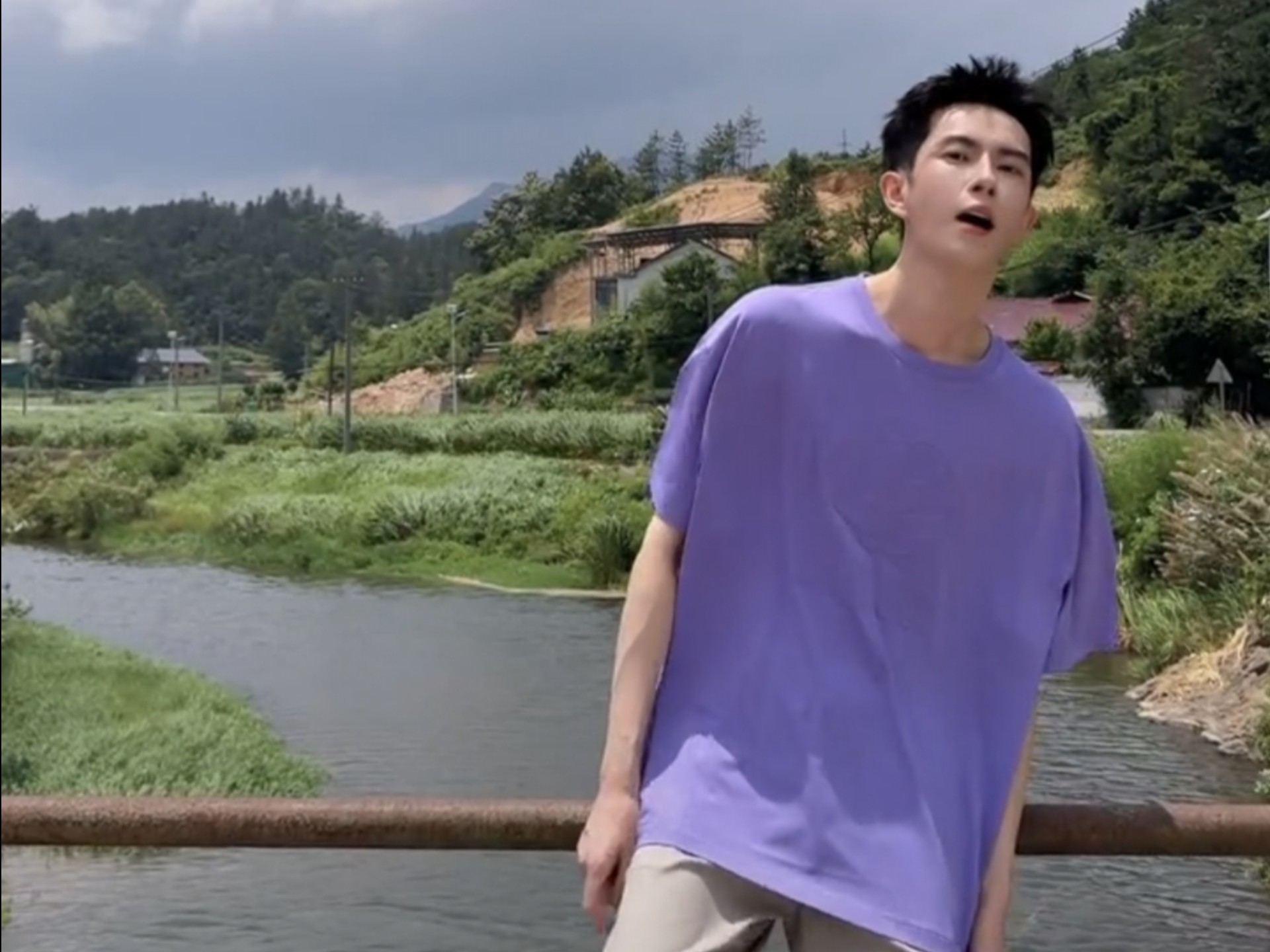 于朦胧生前最后一条抖音视频