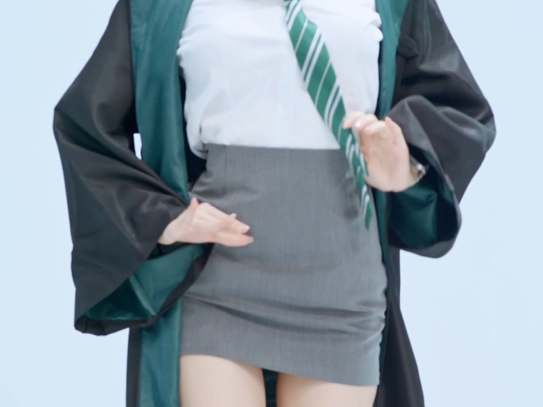 WE GO Xu Ying 230704