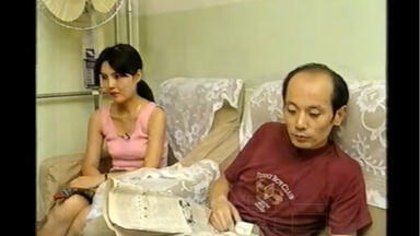 三十多年前葛优、<em class="keyword">马晓晴</em>演夫妻吵架拌嘴闹离婚