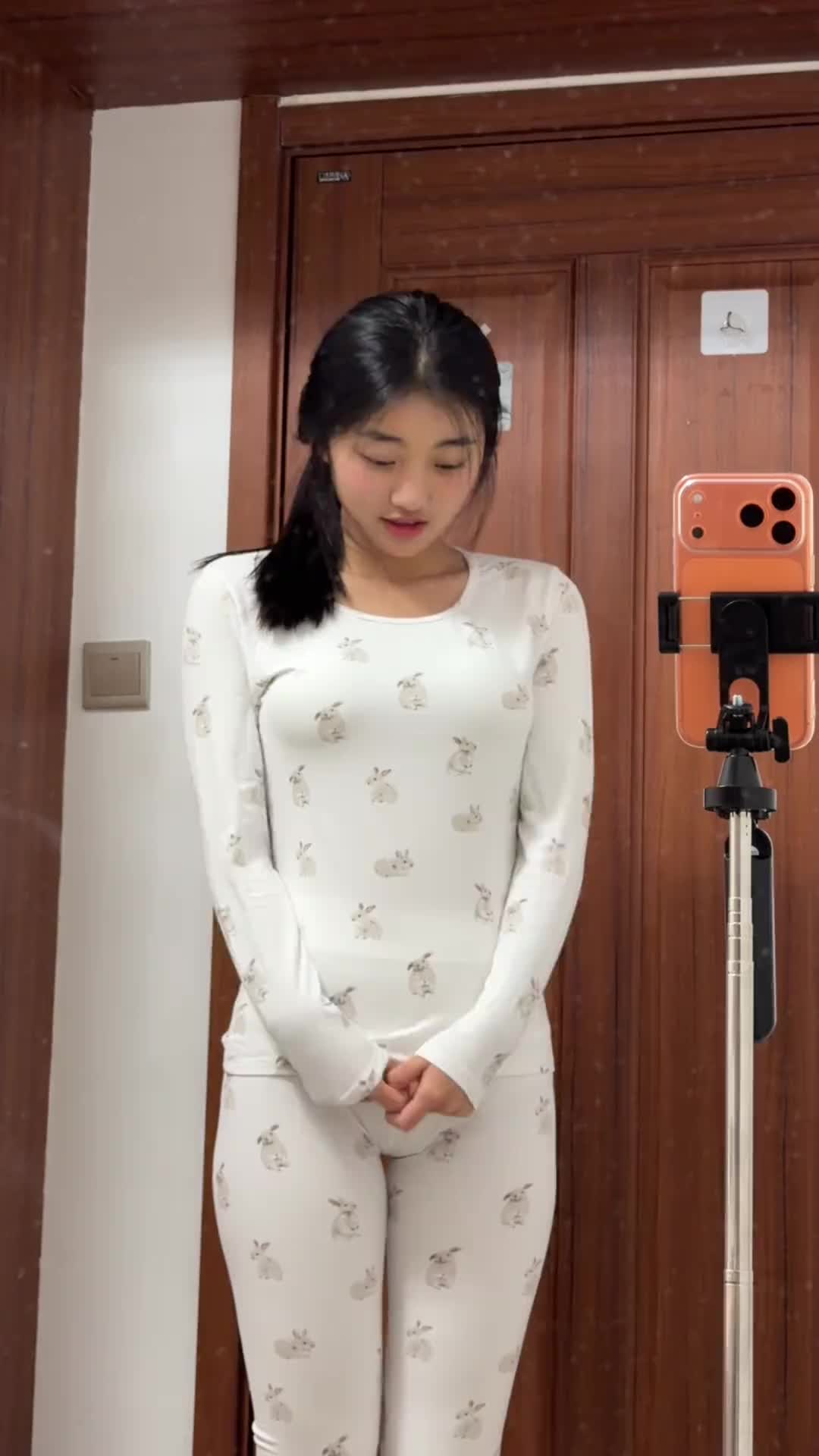 昂古布鲁雕提