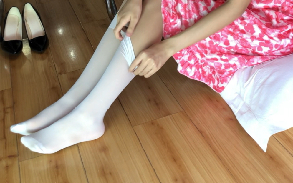 try on long white stockings