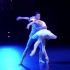 有光，就有戏 | 上海芭蕾舞团版《天鹅湖》第二幕双人舞 吴虎生&戚冰雪