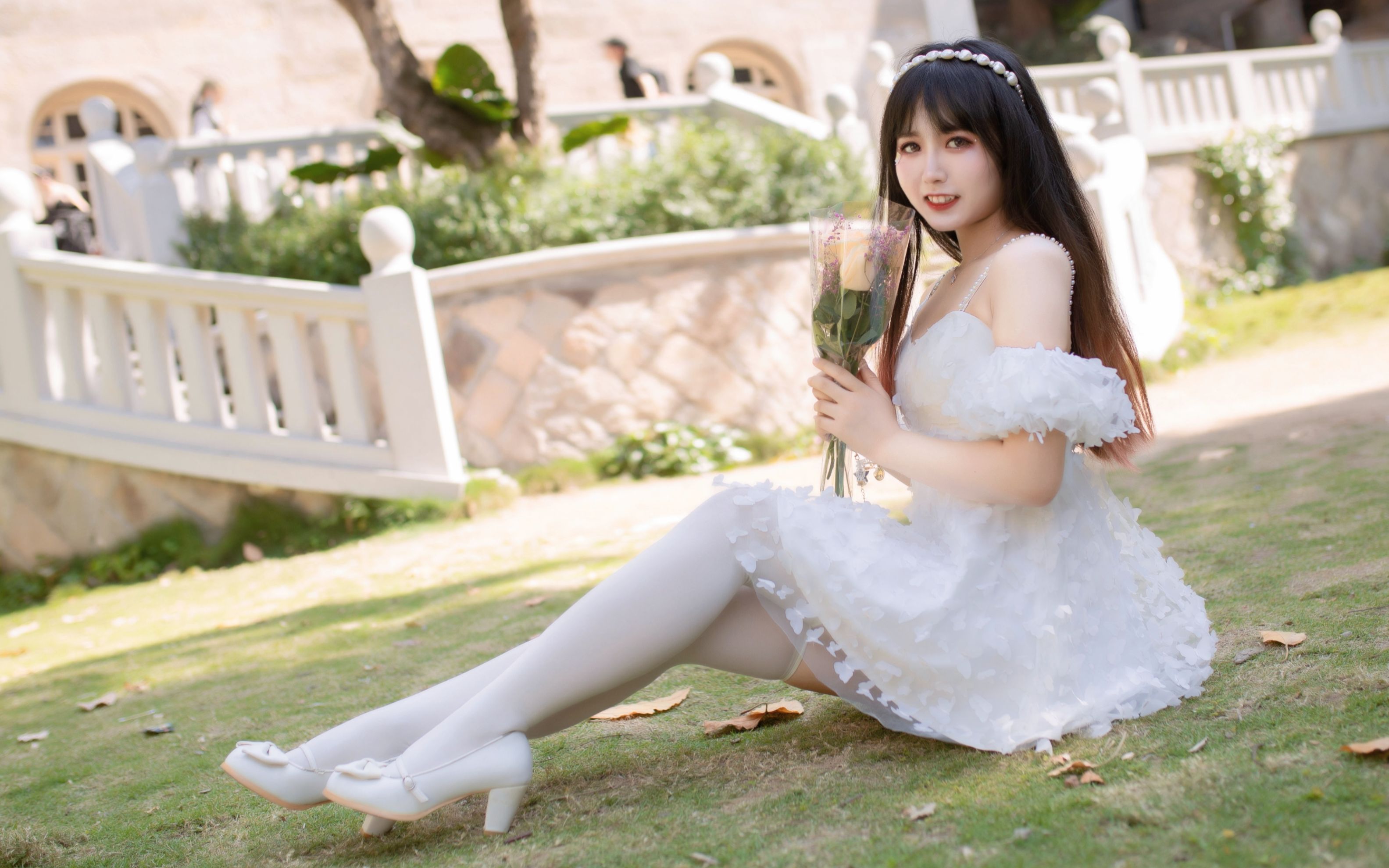 Can I be your first love? I'm in love again.