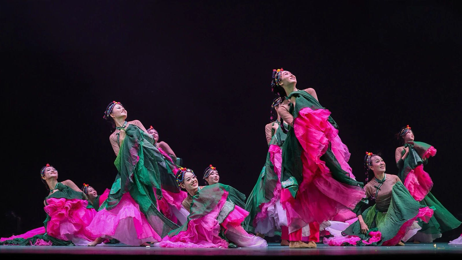 《格桑花开了》第十五届荷花节民族民间舞 藏族女子群舞