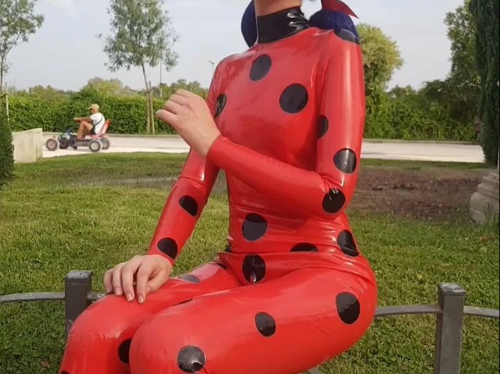 Gourd Bug Girl cosplay