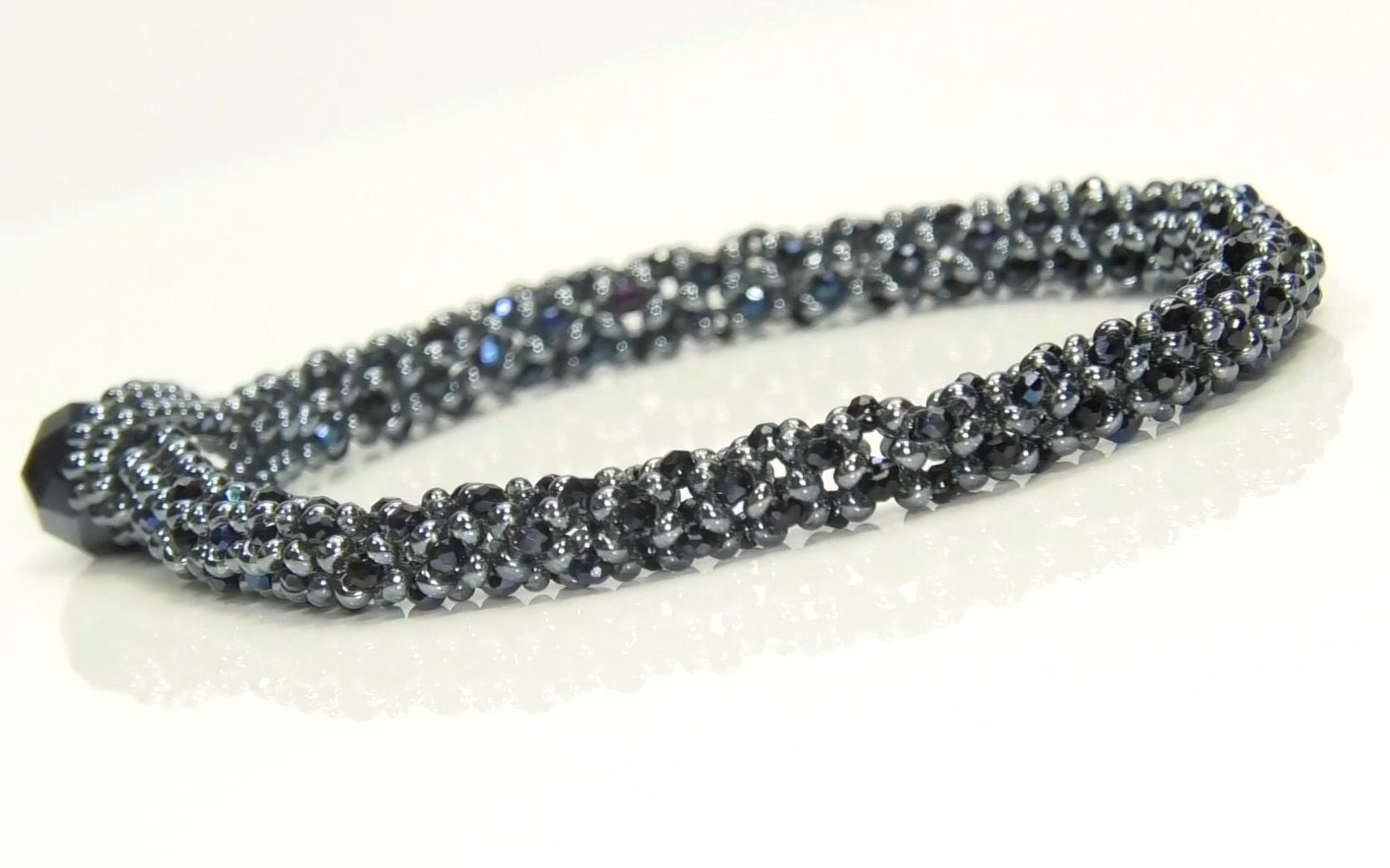 串珠 微型水晶手镯 Chenille Stitch Bracelet Using Micro Crystals.哔哩哔哩 (゜゜)つロ 干杯~bilibili