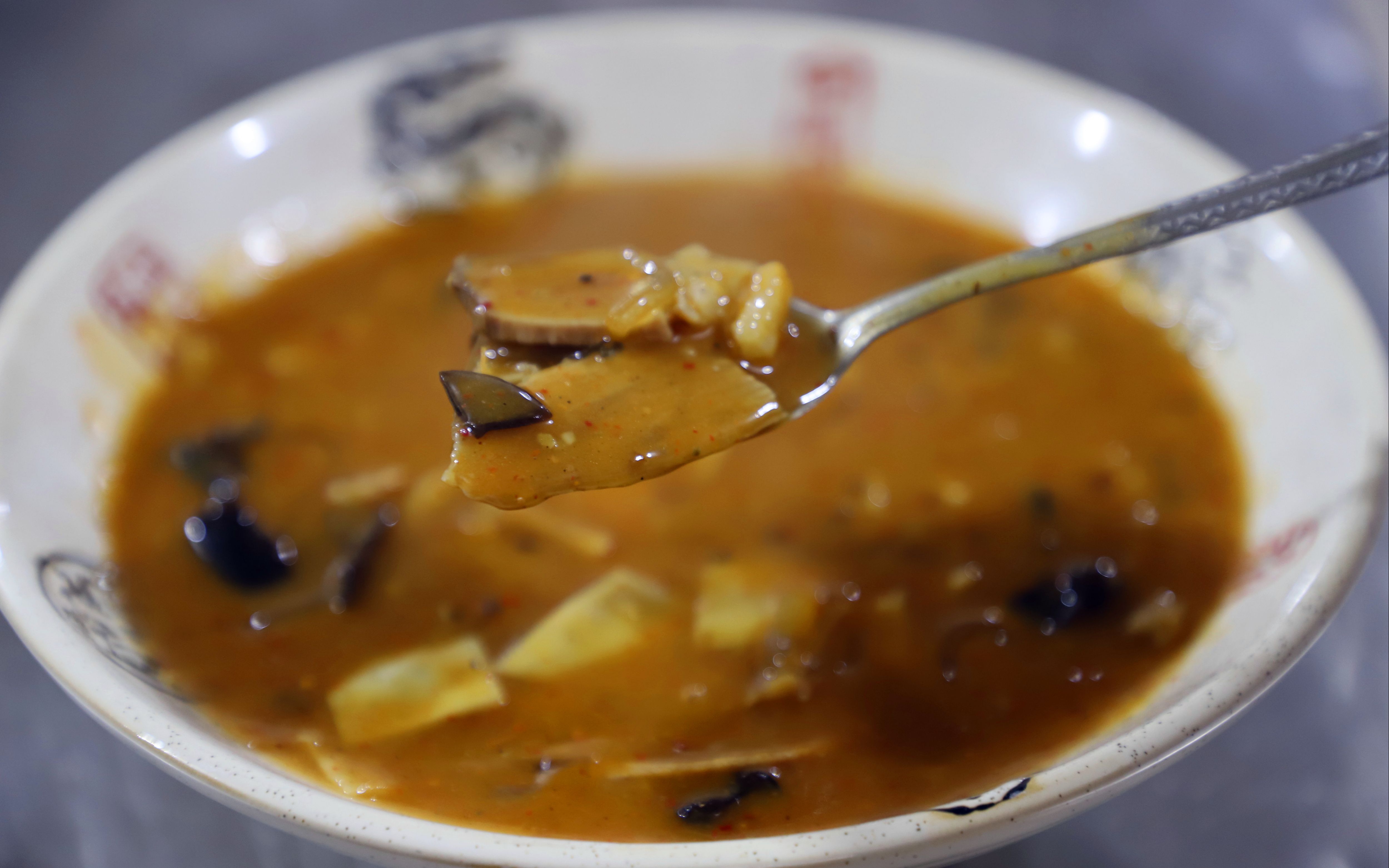 这一碗来自河南的正宗“逍遥胡辣汤”，暖了多少游子的心_逍遥镇