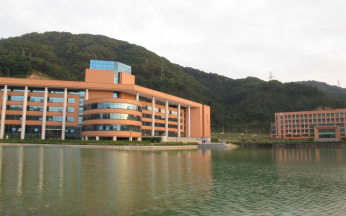 广东药科大学中山校区延时试玩