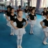 排练儿童舞蹈节目一年级