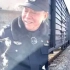 即将退休的铁路民警，不舍陪伴12年的警犬，民警将其带回家抚养“再续前缘”