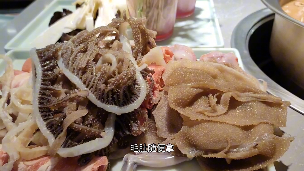 无锡滨湖区人均百元能吃到怎样的小龙虾毛肚牛蛙串串自助