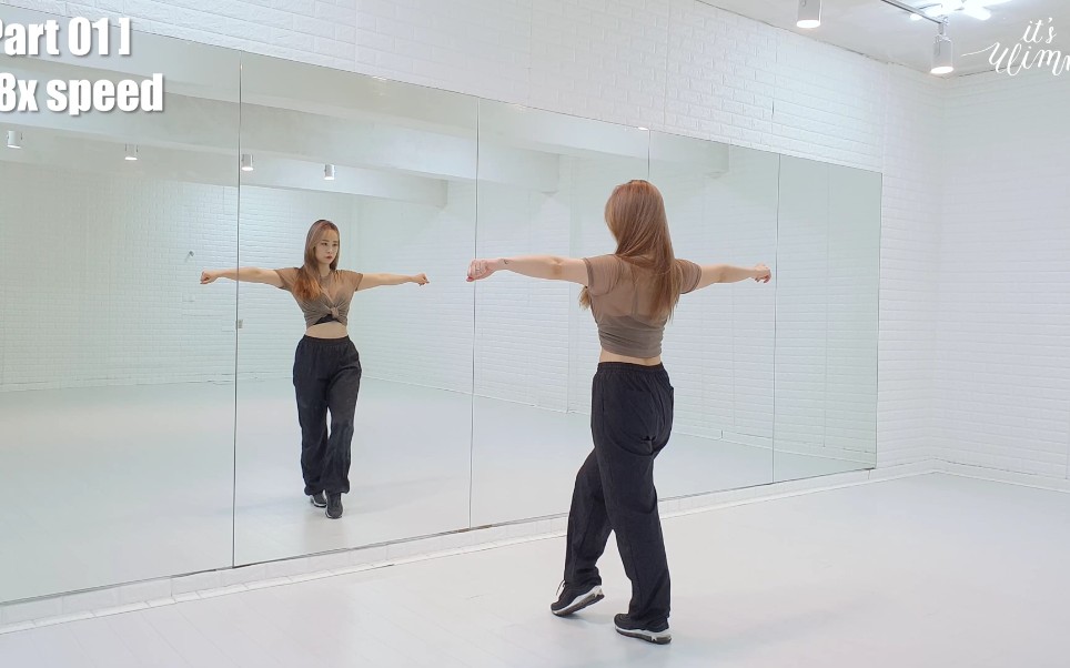 MAMAMOO华莎最新solo曲(Maria)欧尼练习室镜面舞蹈教学