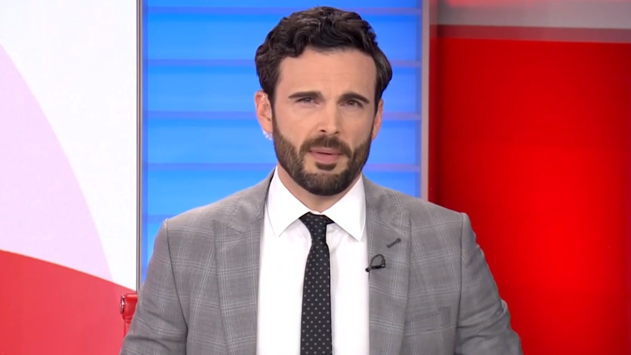 BBC News 20260110 伊朗全国抗议持续，政权面临内外压力 明州移民官员枪击引发过度武力争议 美国军事干预委内瑞拉并控制其石油