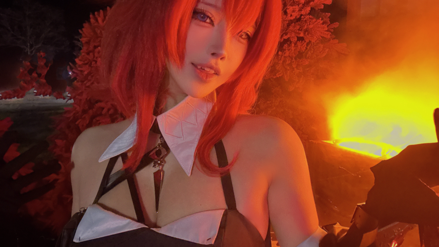 This grandma looks so familiar.