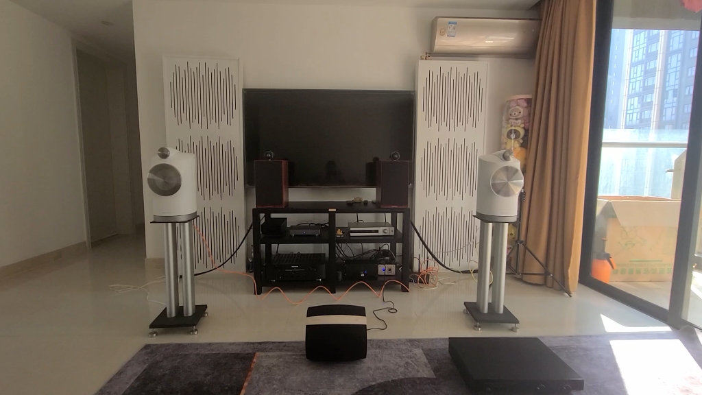 出全新宝华韦健duo,国行正品,官方2年质保,原装脚架也有,两色同价,好