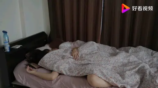 两个日本小姐姐的同居生活