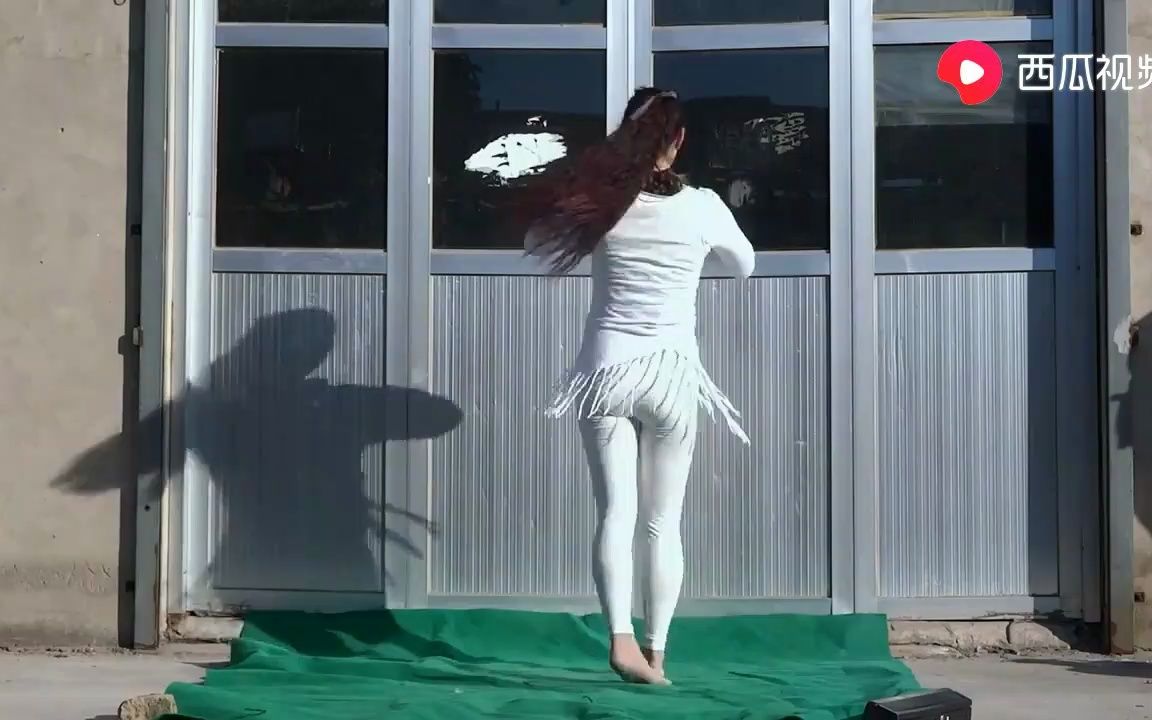 美女广场舞__南泥湾 -
