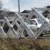 世界首个折叠自架桥，能由3米变21米，承重12吨十分钟就架好