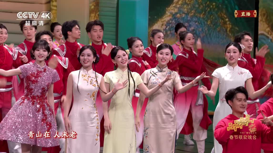 《难忘今宵》天籁童声唱响经典，愿今宵的感动与欢乐送至千家万户！【总台春晚】