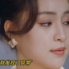 妻子来看望加班的丈失，一眼就发现了藏在桌底下的小三，她却装傻充愣，装作毫不知情！！！#陌上花开又一春
