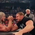 WWE：王者对决：最强扳手腕大战，太强了！