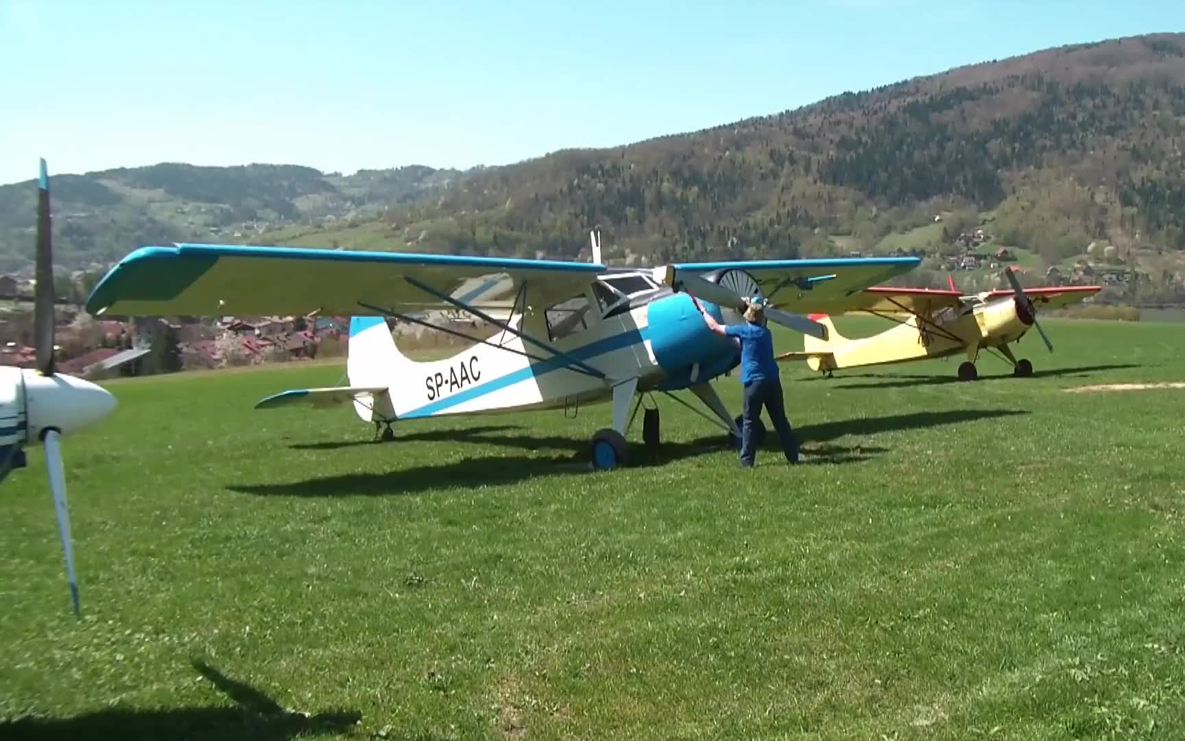 苏版塞斯纳雅克12多用途轻型飞机