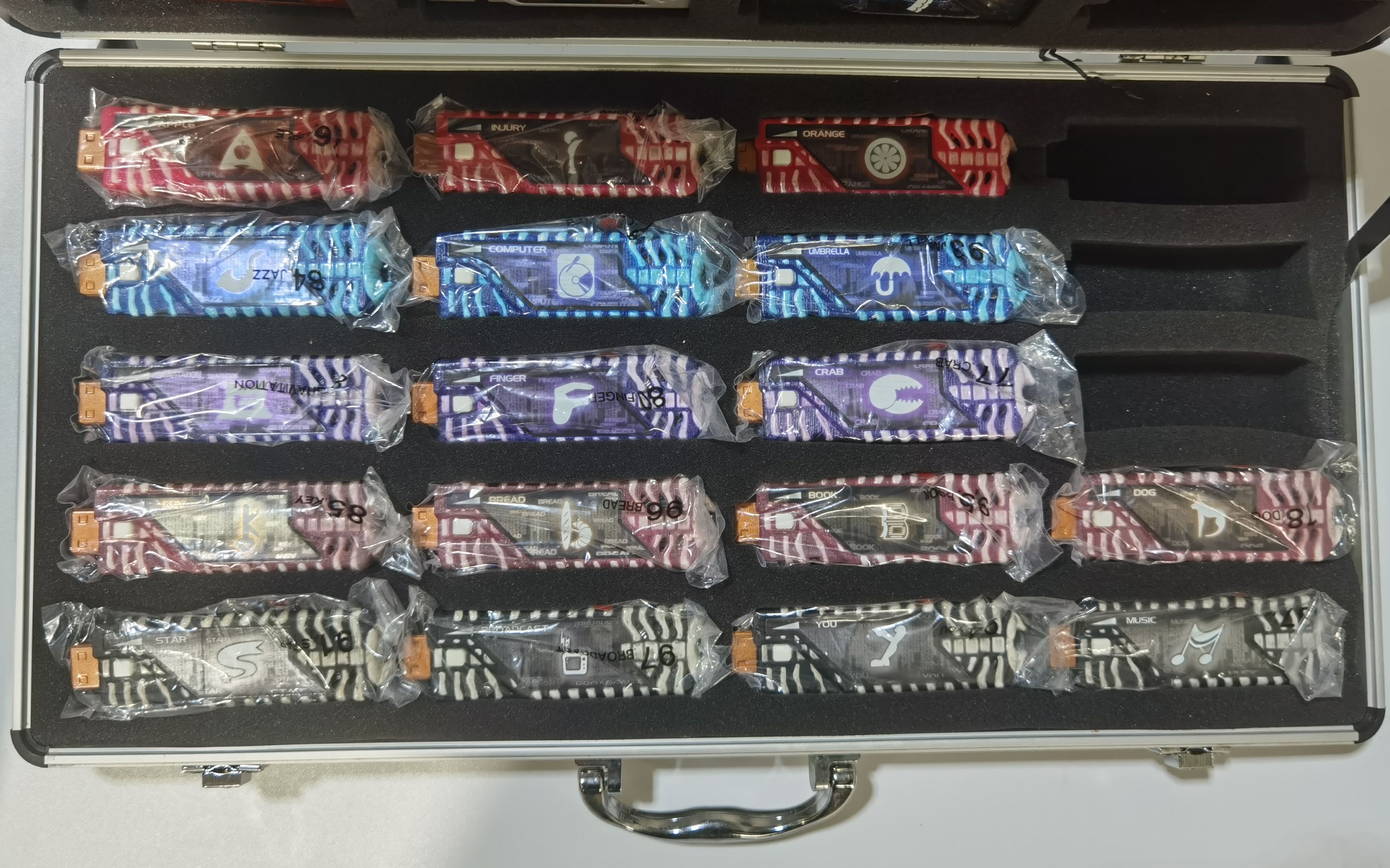 随便玩玩一些零碎的怪人记忆体假面骑士wcs记忆体风都套散货