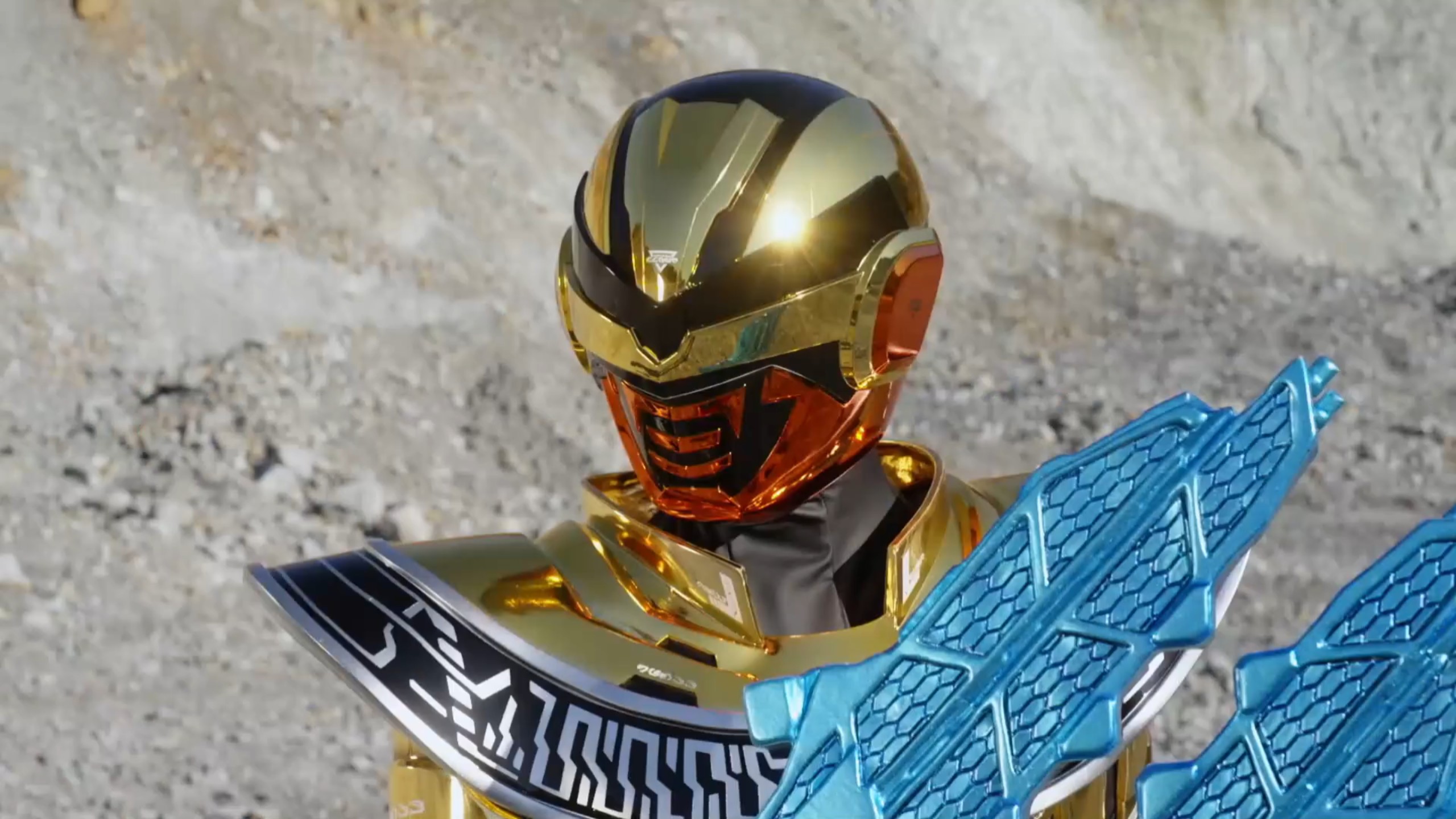 宇宙卡邦里昂紫刃与卡邦露米纳斯，但是无人声