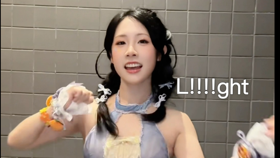 L!!!!ght的小舞└|∵|┐ ┌|∵|┘