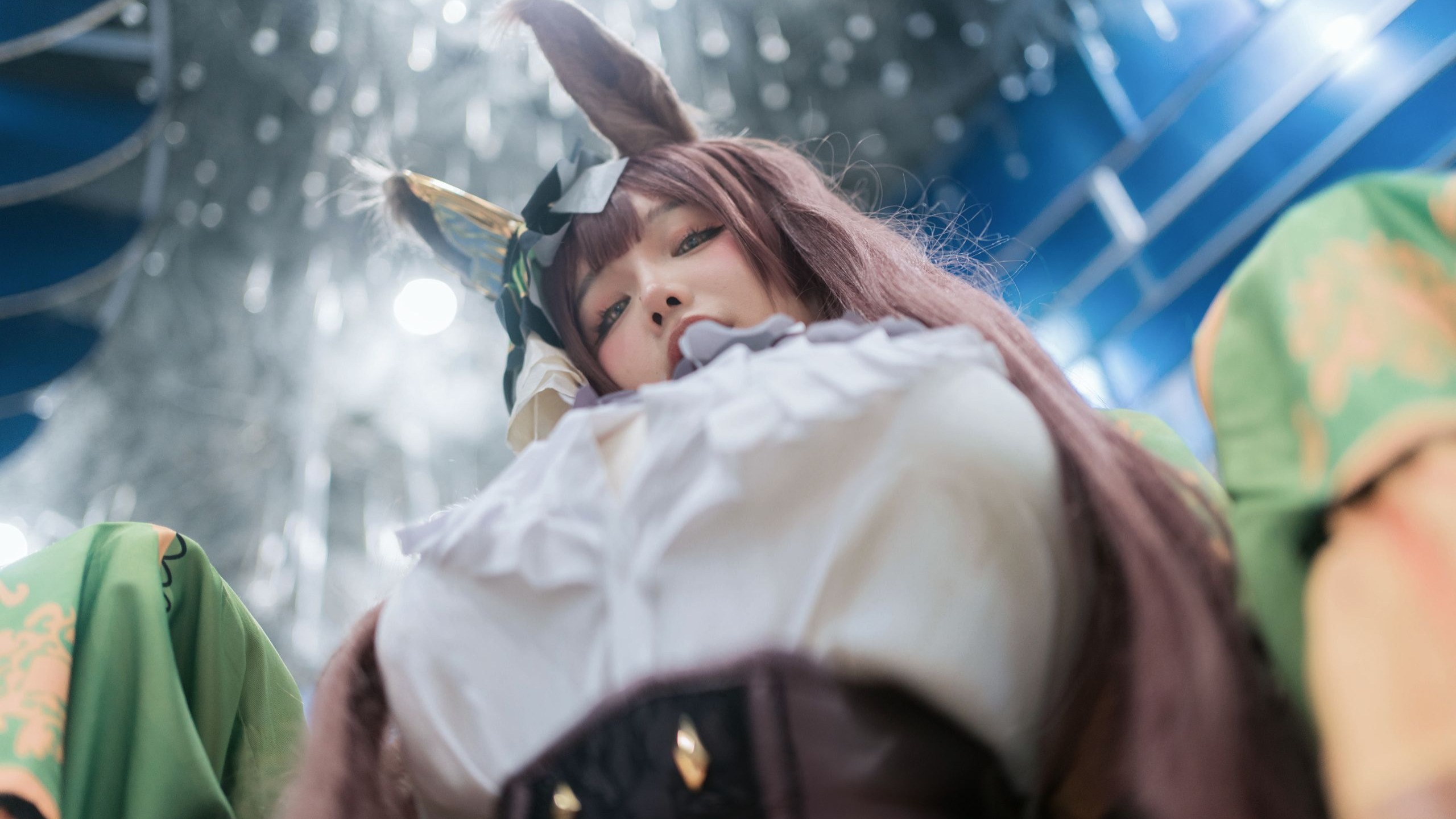 I snuck off to a small comic convention in a small town for a quick look around—of course, I didn't buy a ticket.