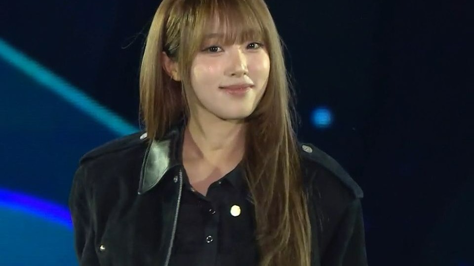 全场【2025.10.21】APEC音乐庆典251021【Billlie/H1-KEY/izna/Hearts2Hearts/USPEER】（MC崔叡娜/福富月