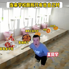 当来学校厕所只有你自己时