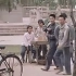 AⅠ修复：70年代新中国的街头影像，人们衣着朴素，朴实纯真！