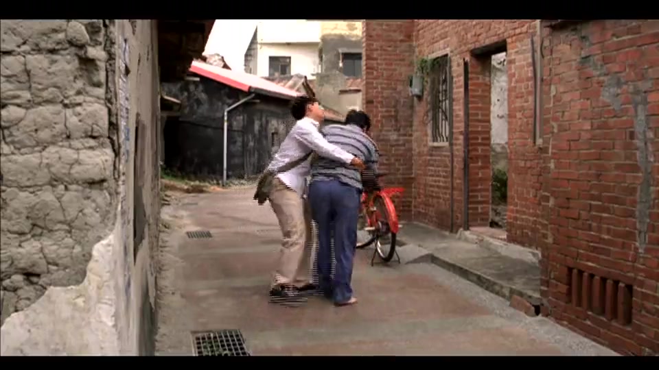 《三角地》曝光预告片 “那些年”后最纯净的初恋