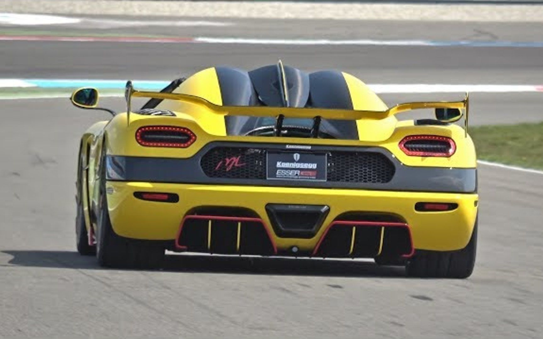 Koenigsegg Agera ML - BRUTAL ACCELERATIONS!