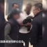 黑人男子偷窃被抓 上海女友：你们没权抓他！民警：这里是中国！