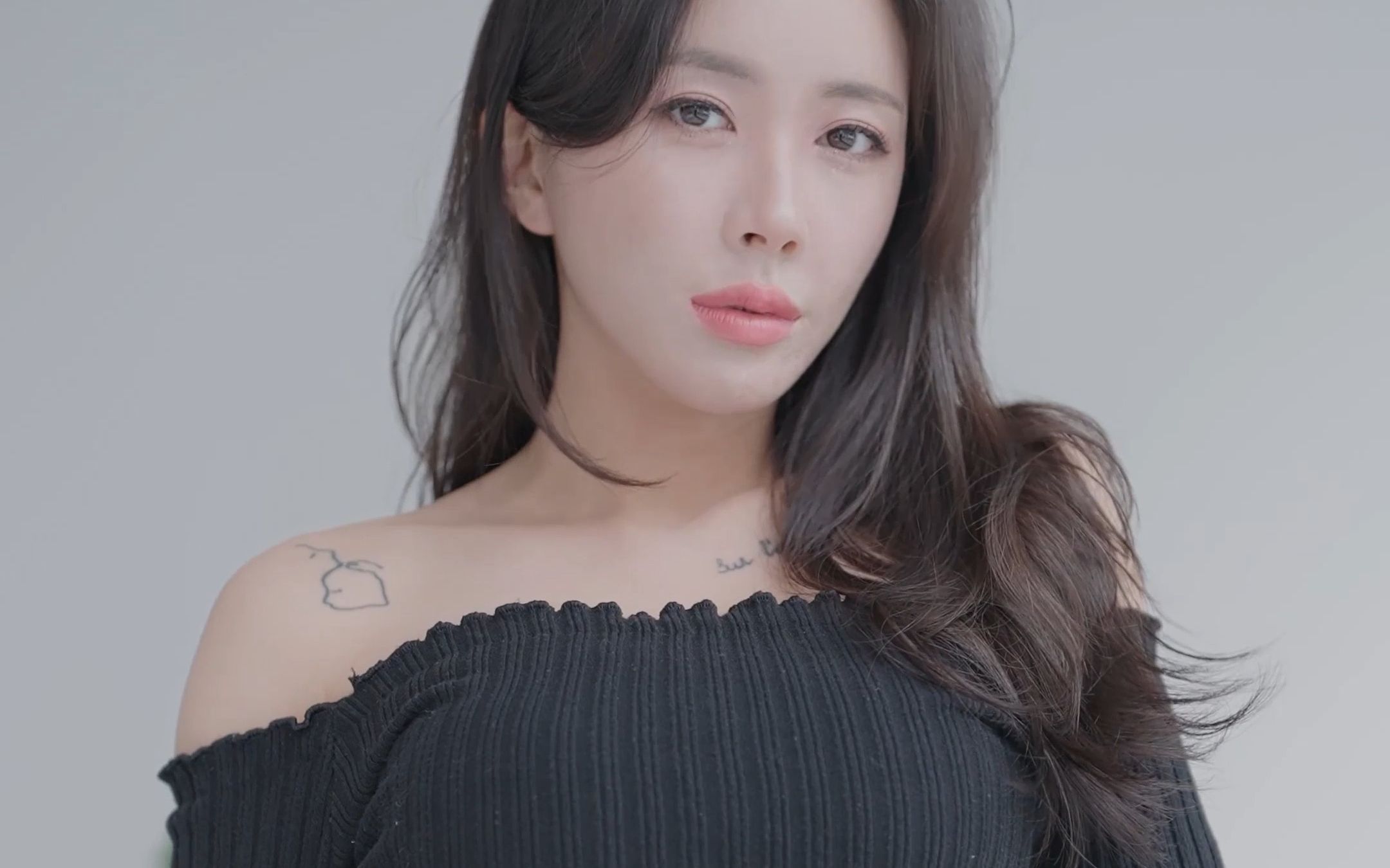 Miss ChoiApple's Sheath Leather Dress Outfit