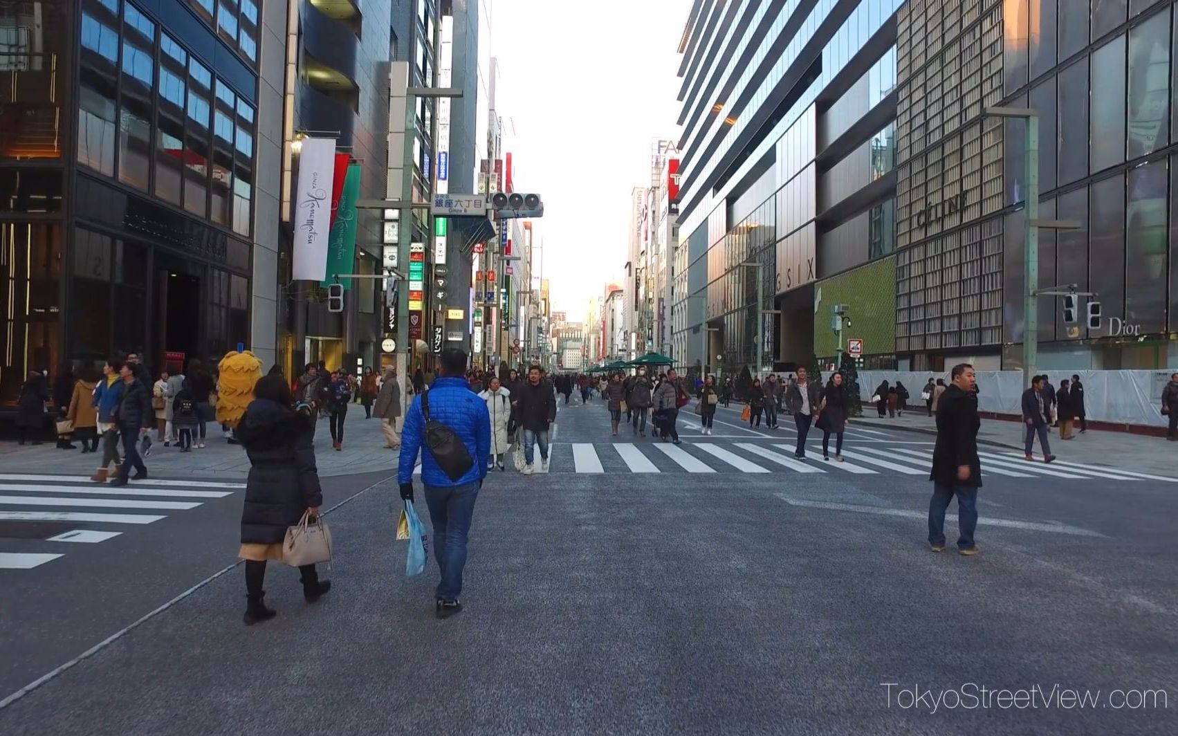 超清日本第一视角漫步黄昏的东京99银座歩行者天国2017tokyostreet
