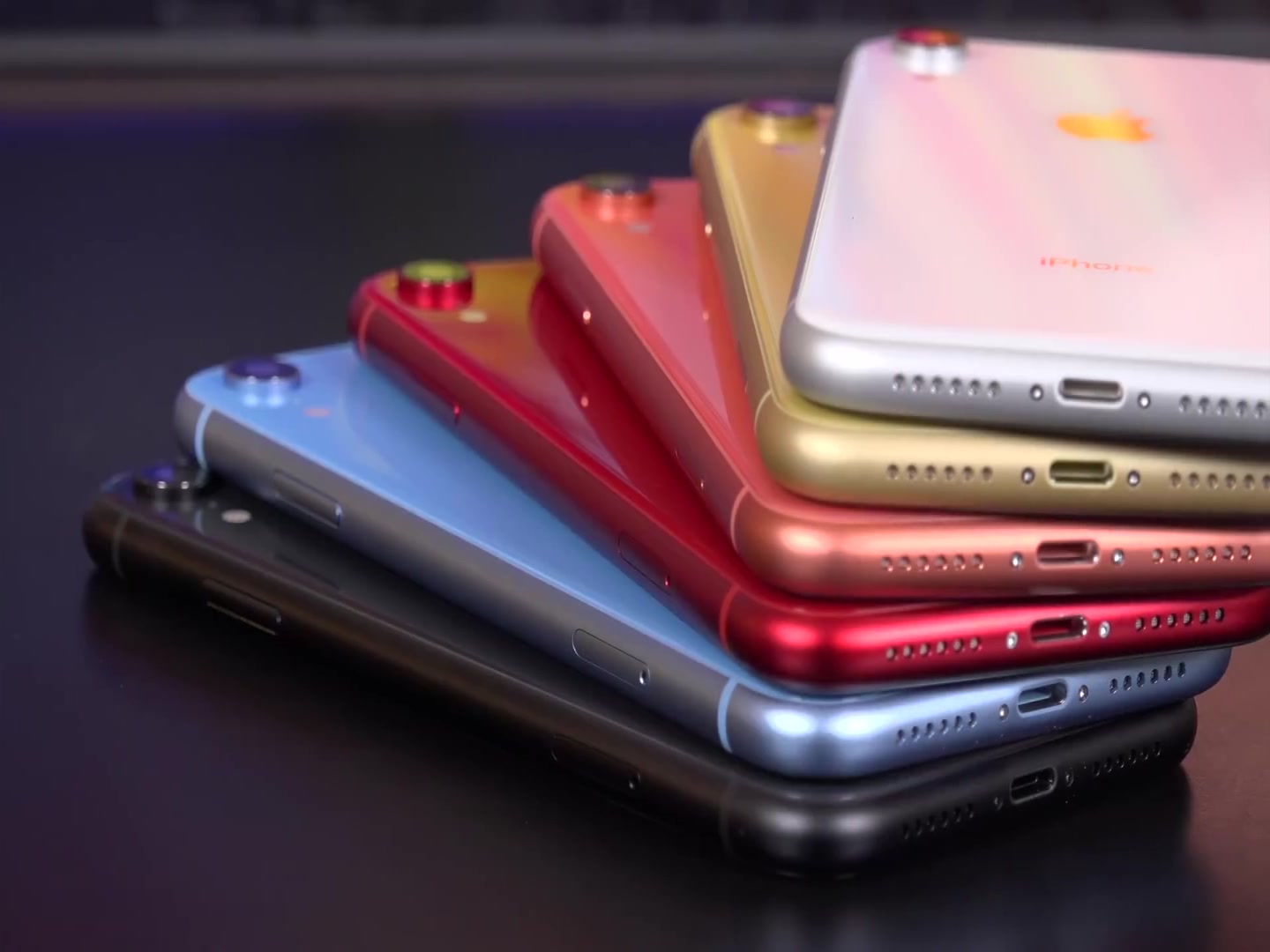 全色iPhone XR 开箱鉴赏！看完你就知道选哪个颜色了！