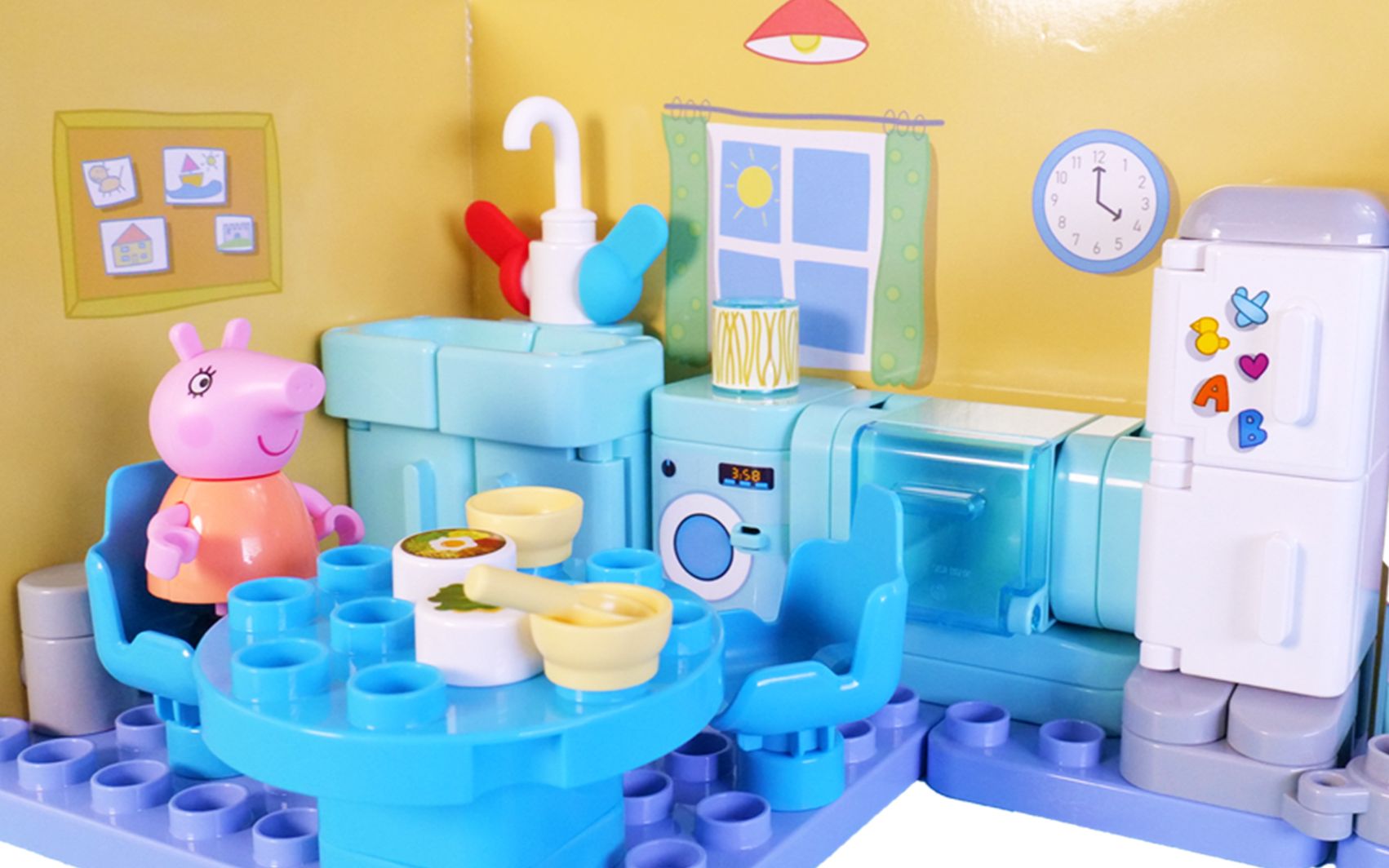 “积木玩具秀”之早教视频:小猪佩奇一家