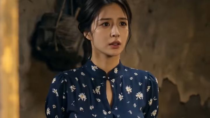 【自制完结AI擦边短剧】妖孽小村医