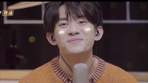 易烊千玺爸爸是干啥的 ff426d576c99f687bf6d57f620a9e41bf55edcf6.jpg@480w_270h_1c