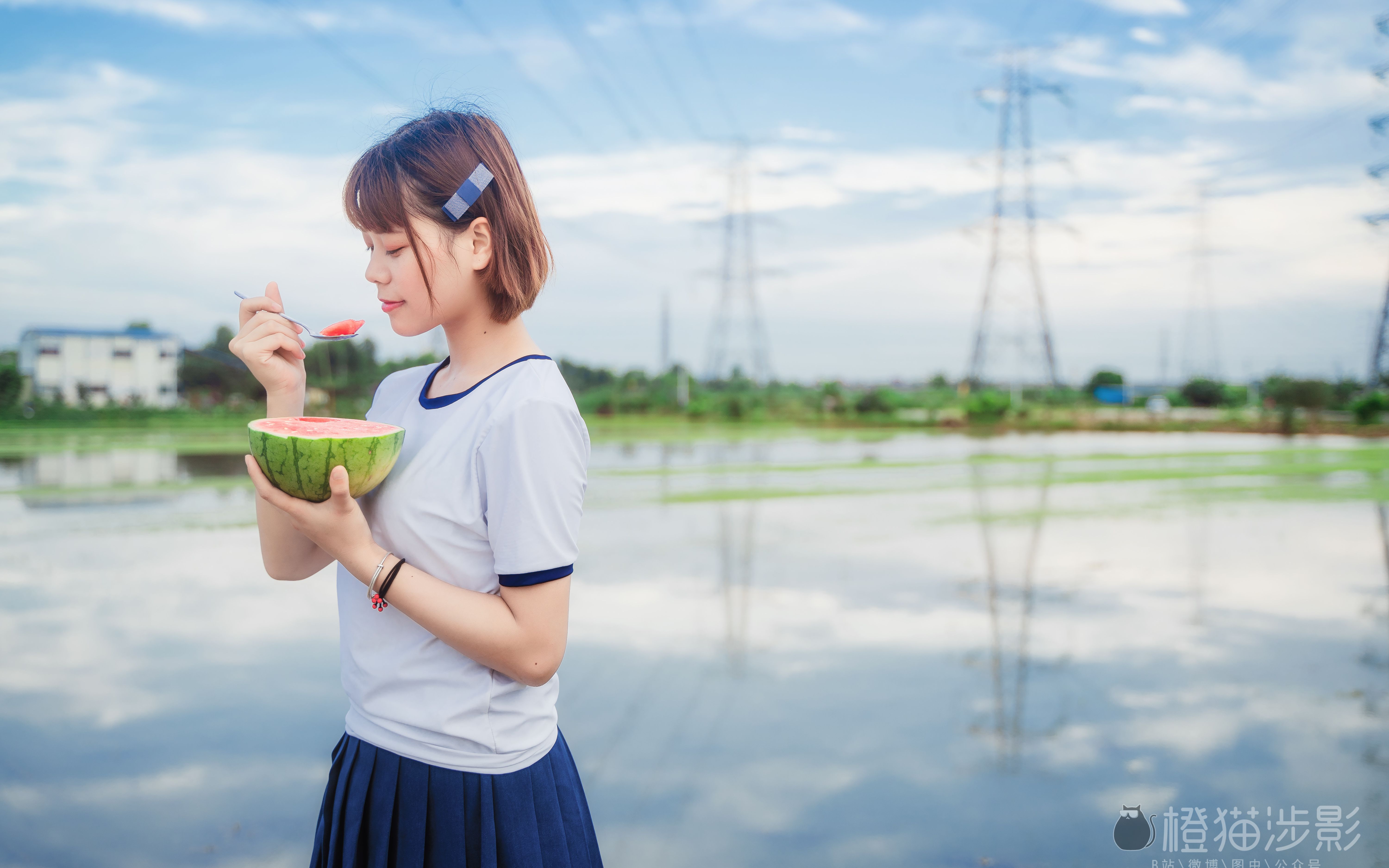 雨女无瓜？这次有雨有女有瓜还有体操服，根本把持不住！致迅A1-Pro同时拍照拍视频体验