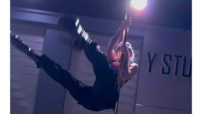 Is it possible to dance like a handsome man?