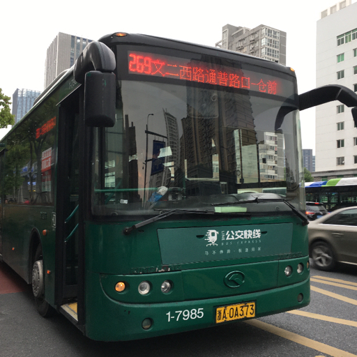 萧山公交 xmq6106agn5 703路 17-7429