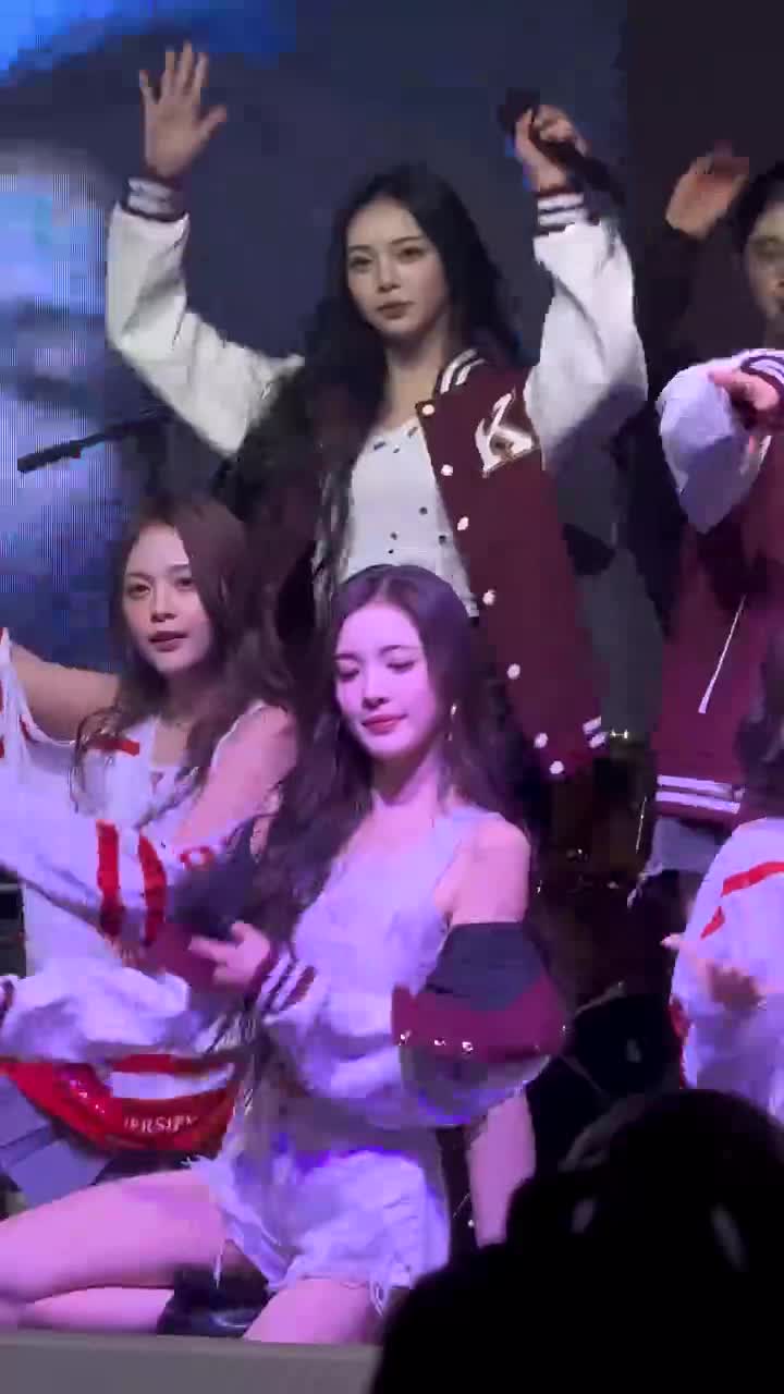 ‹偏右竖› Pretty Please