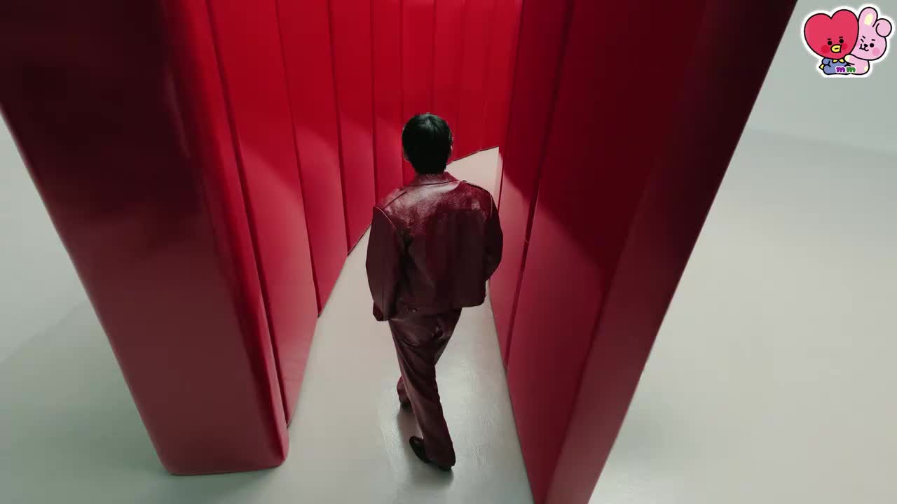 1031 When inspiration meets TIRTIR, imagination turns into reality.