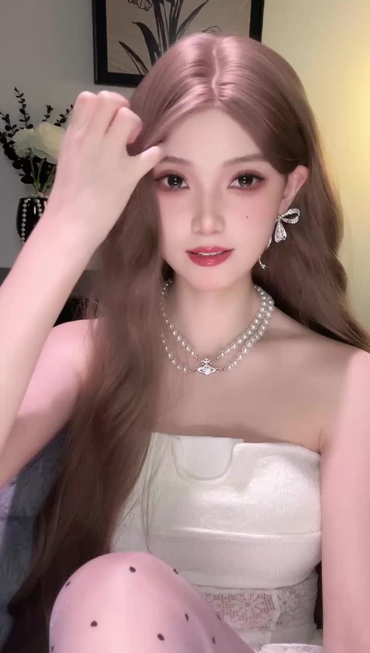 前妻_小心心看W_2025-09-23_15-18-07_000