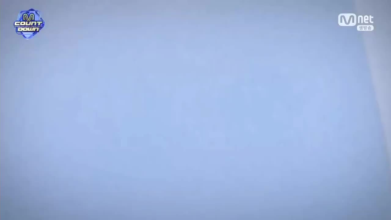 251023 Mnet M!Countdown Hearts2Hearts - FOCUS