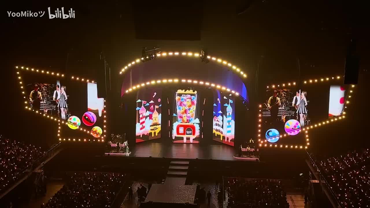 远在眼前的你+黏黏黏黏+恋爱节奏+爱的套餐+变成陌生人